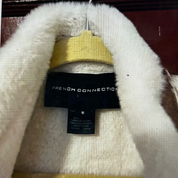 NWT Hello Nite Steel Faux Leather Fur Vest Size Small Silver - Picture 4 of 5